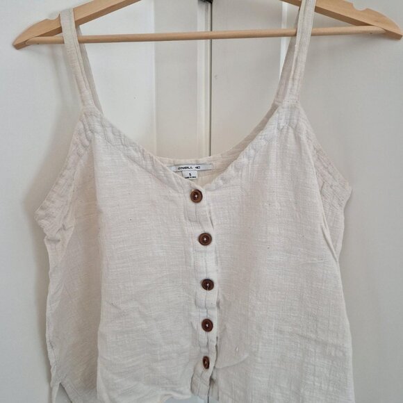 Cream O'Neill linen tank top with cute buttons #linenlove - Picture 1 of 3